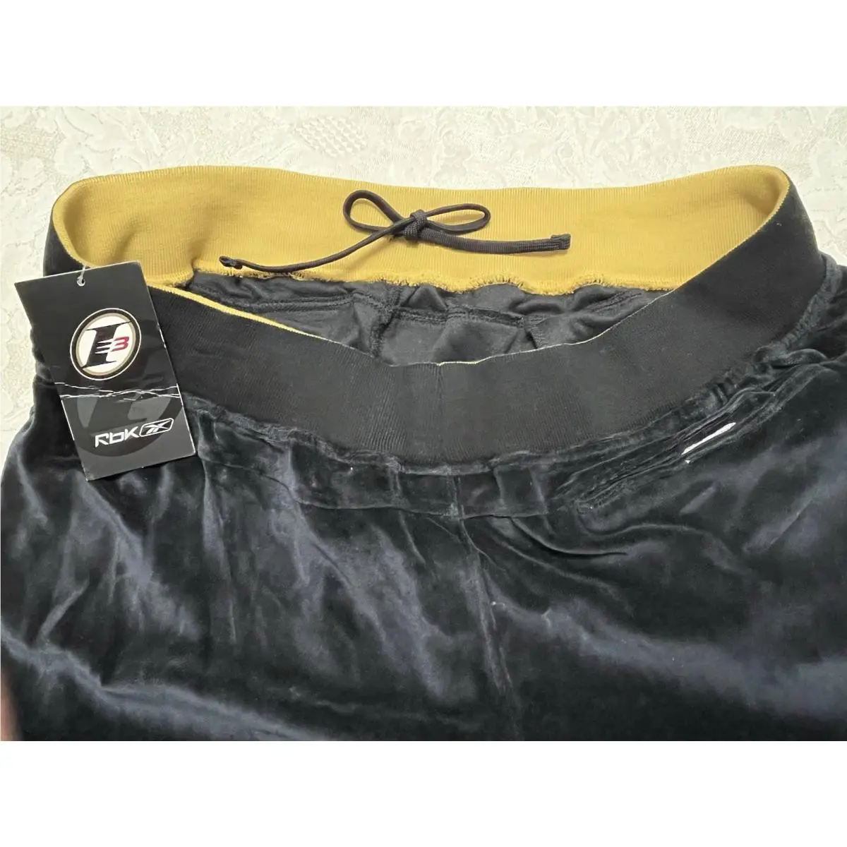 Reebok clothing - Black 2
