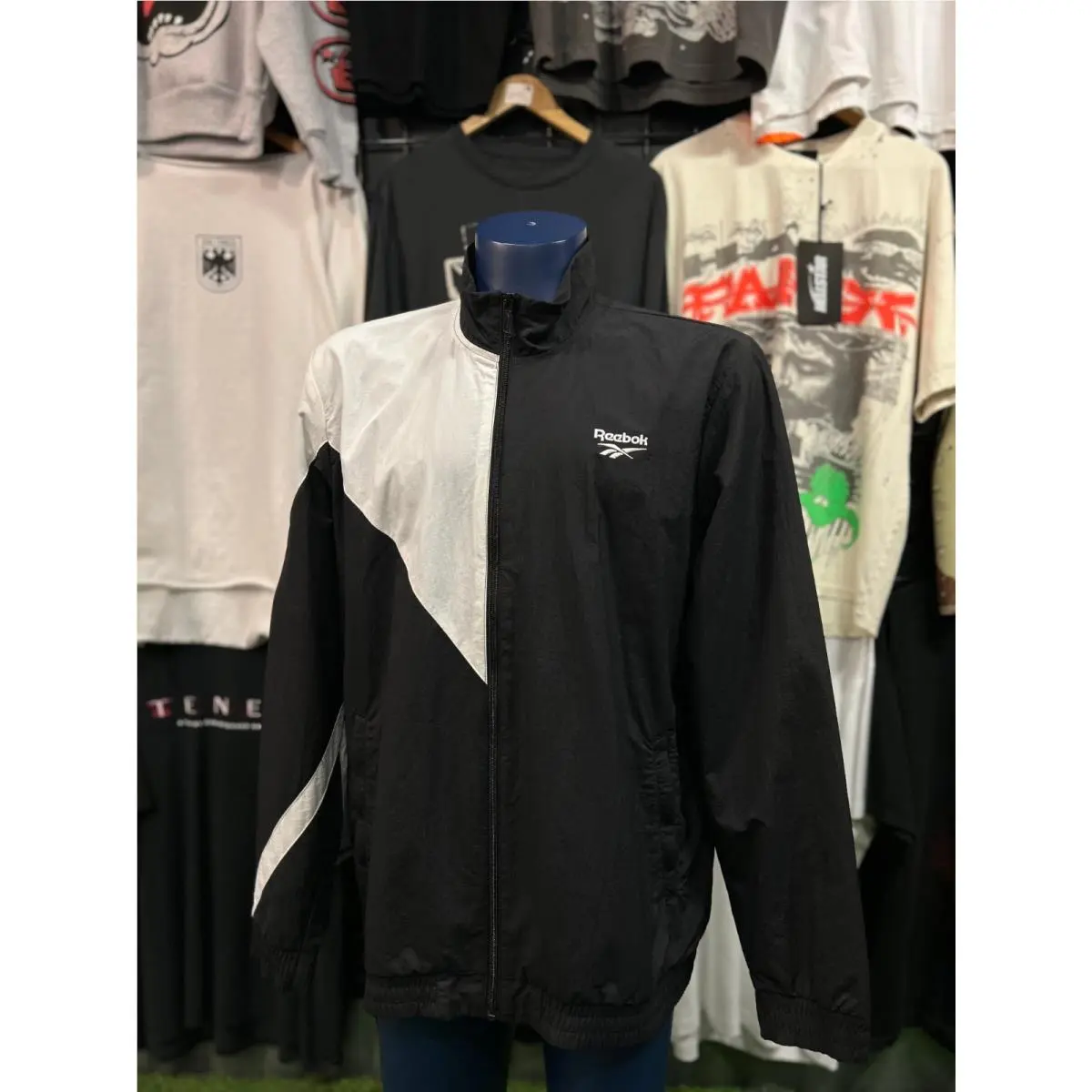 Reebok Classic Black White Zip Up Jacket Size XL Mens
