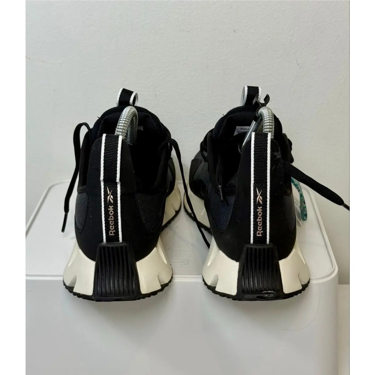 Reebok shoes - Black 4
