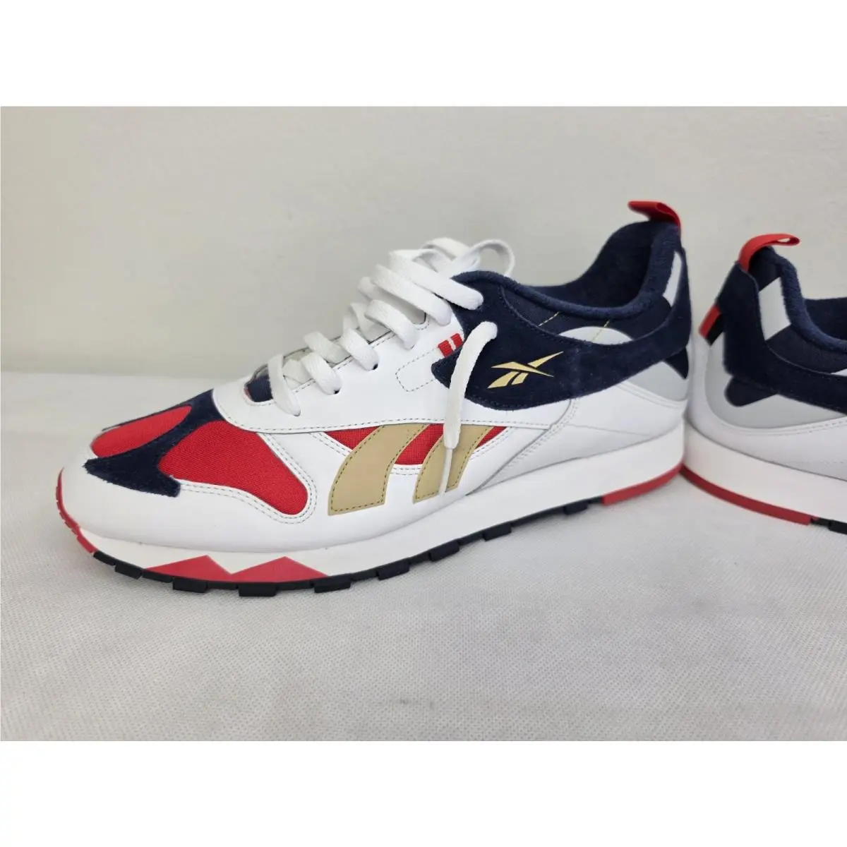 Reebok shoes - various 1
