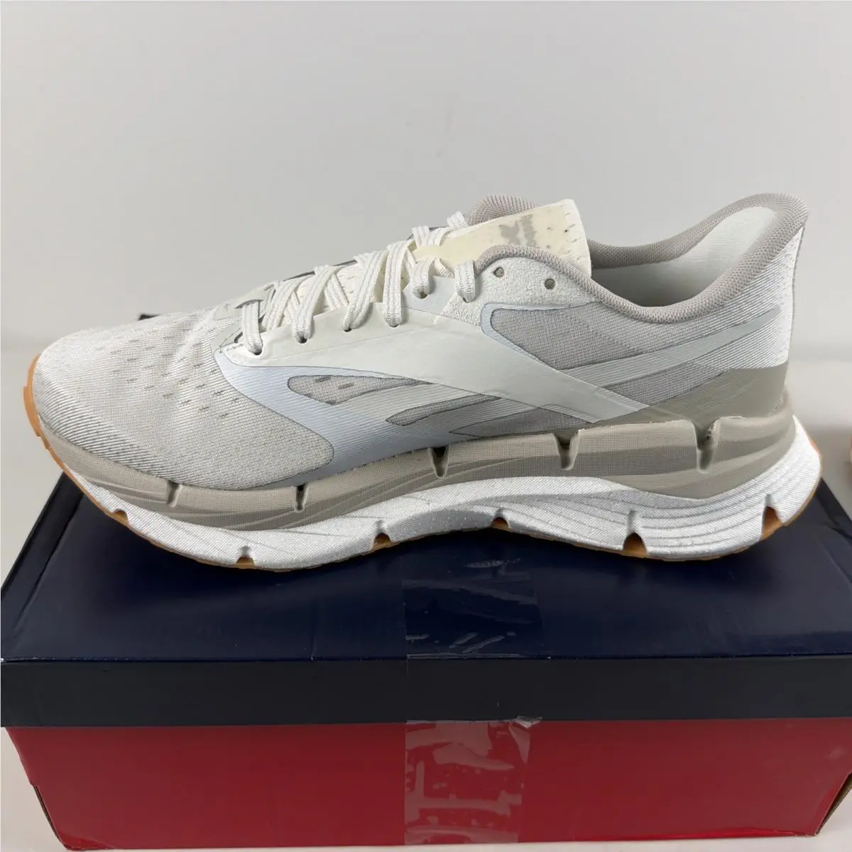 Reebok shoes - Reebok Run - Run - Chalk/White/Gum 1