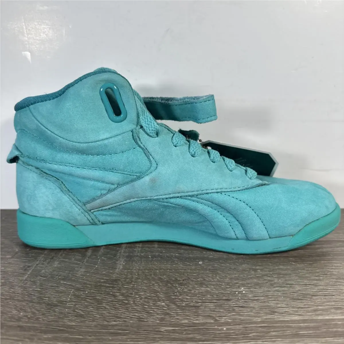 Reebok shoes - Turquoise Irridescent 7