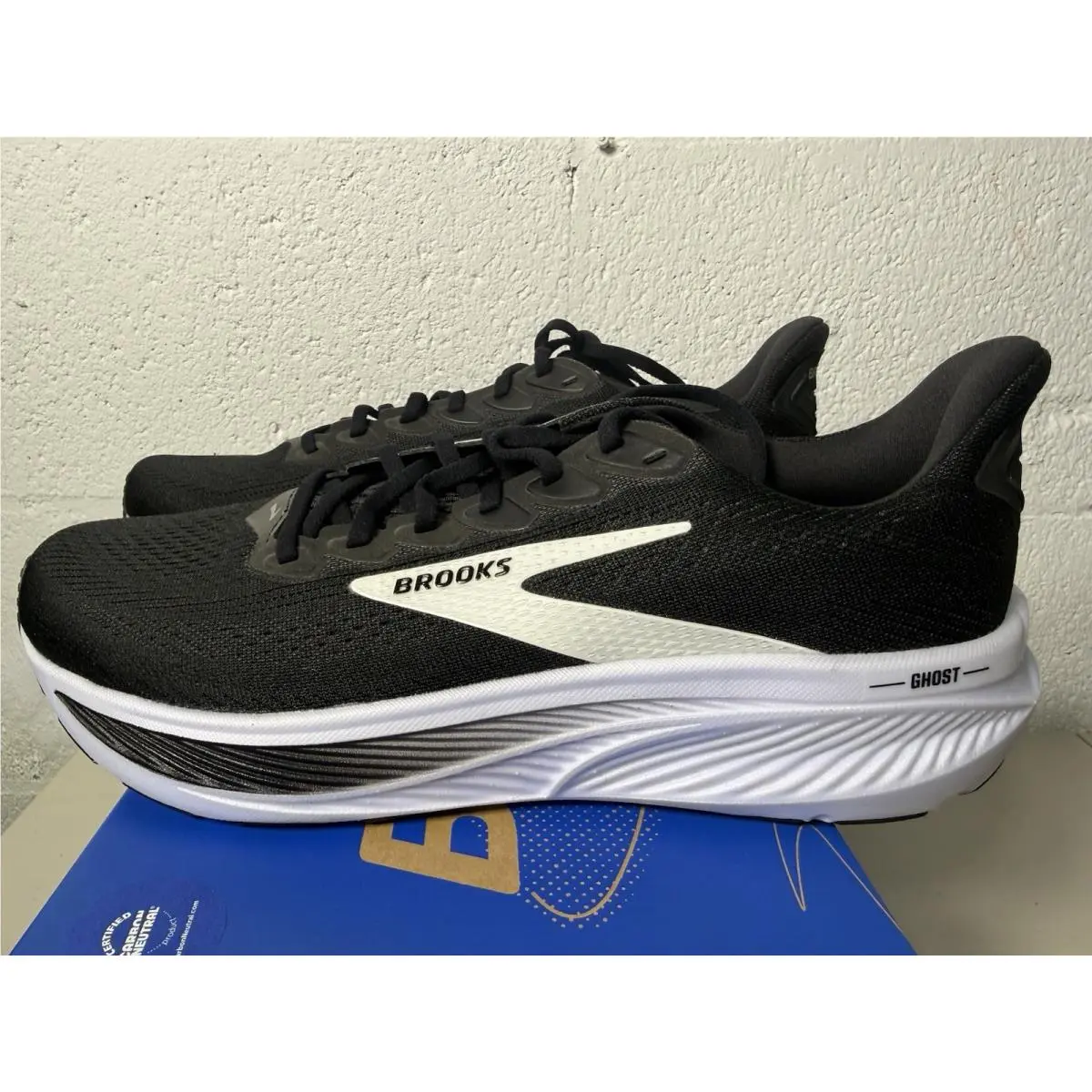 Brooks shoes - Brooks Ghost 17 - Ghost - 110442 1D 090 - Black/Grey/White 11