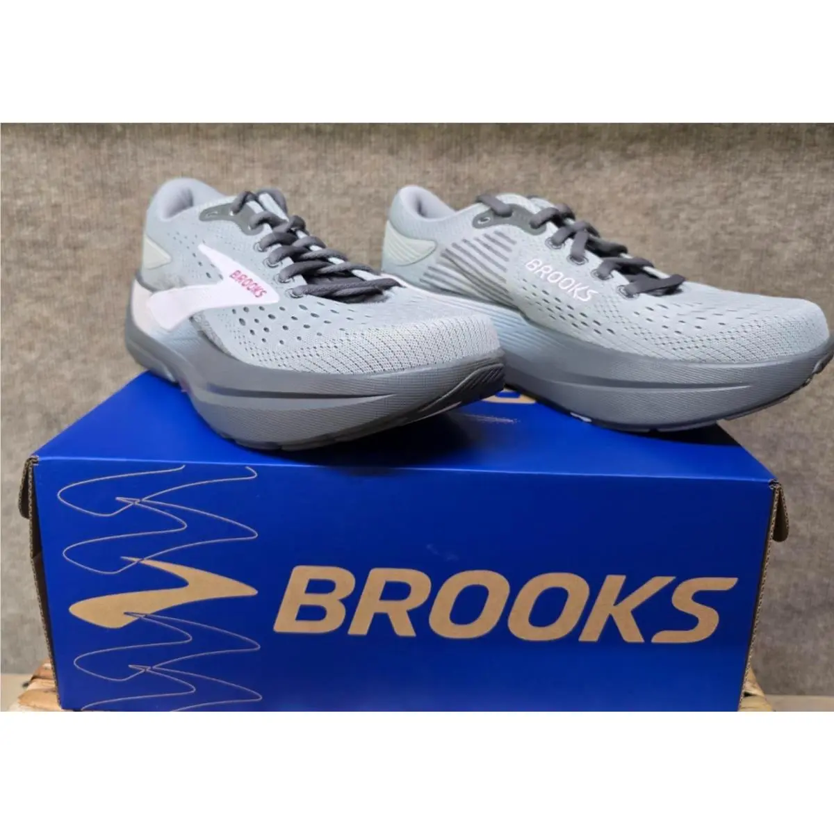 Brooks shoes - Brook Ghost Max 3 - Brook Ghost Max - Harbor Mist/PoppySeed/Pink 0