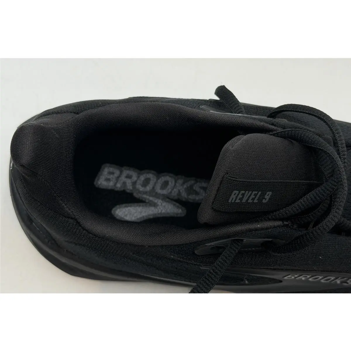 Brooks shoes - REVEL 9 - REVEL - 110499 - Black Ebony Biscuit 6