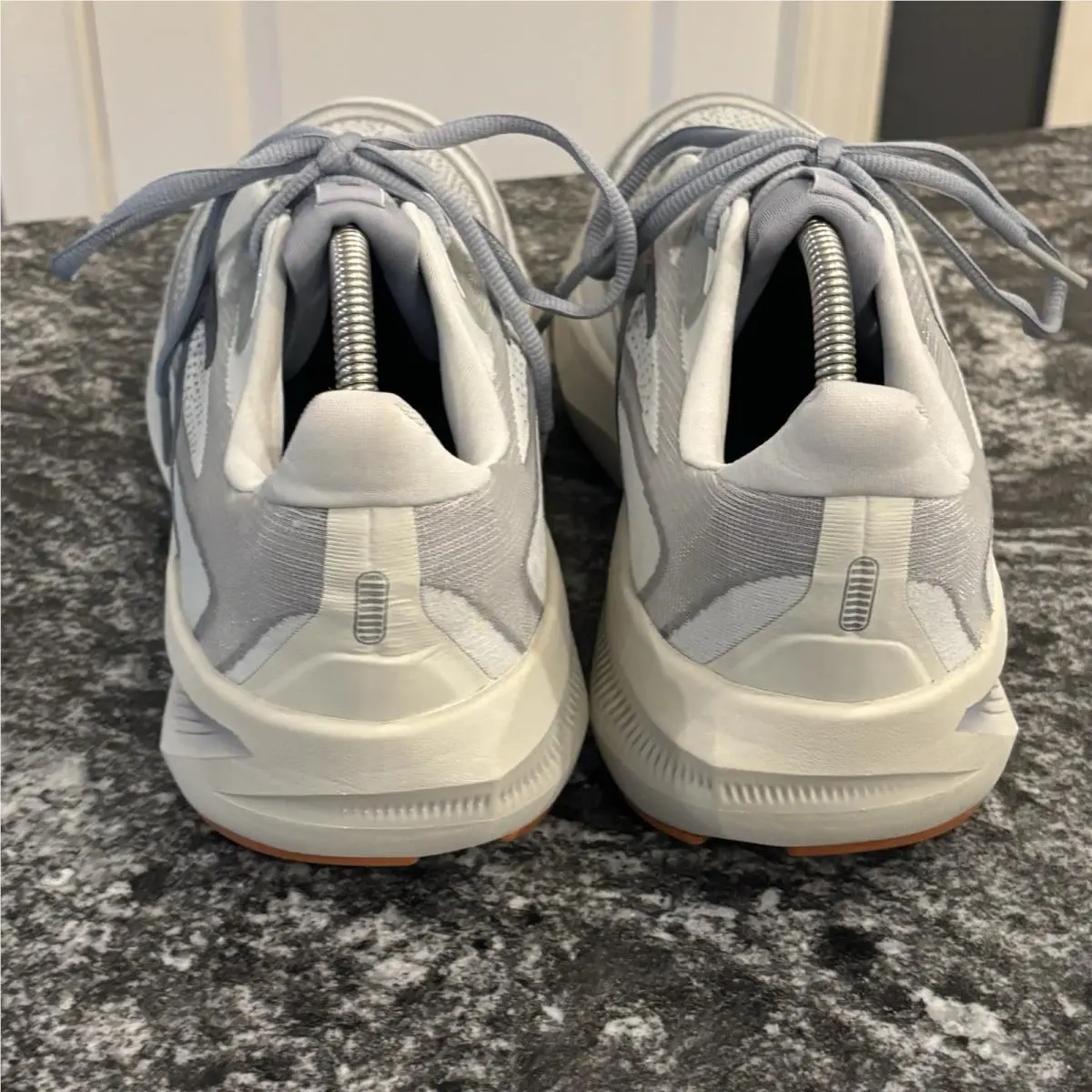 Brooks shoes - Brooks Revel - Revel - 110499 2E 092 - Gray 3