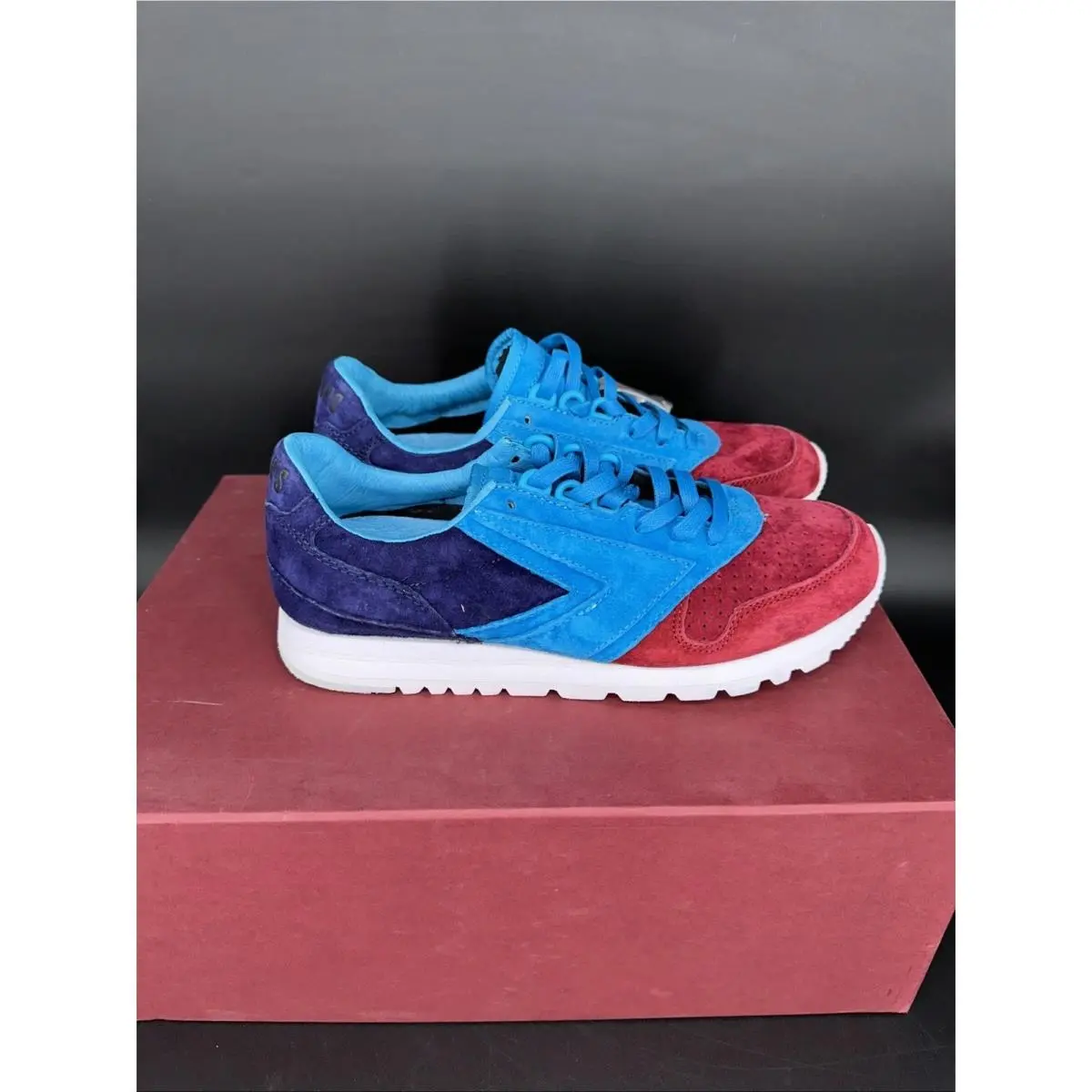 Brooks shoes - Chariot Merlot - Chariot Merlot - 1101781D464 - Multicolor (UPC: 762052749336) 3