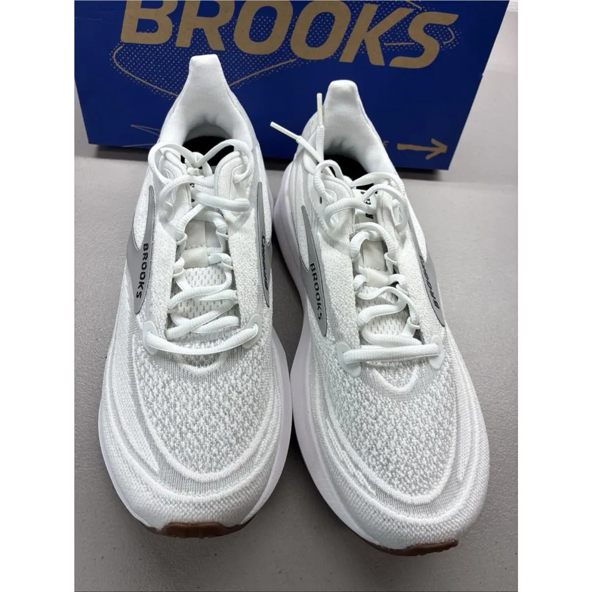 Brooks shoes - Brooks Revel - Revel - Black 1