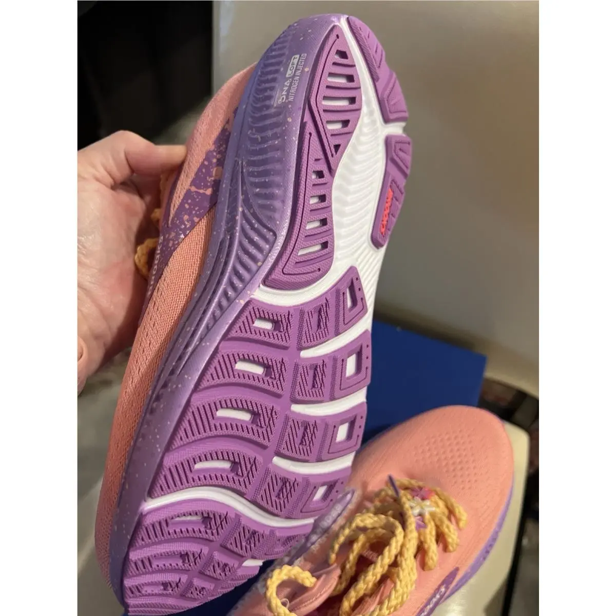Brooks shoes - Brooks Ghost 17 - Ghost - Multicolor 4
