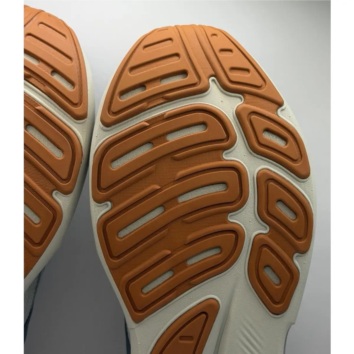 Brooks shoes - Brooks Revel - Revel - Gray 9