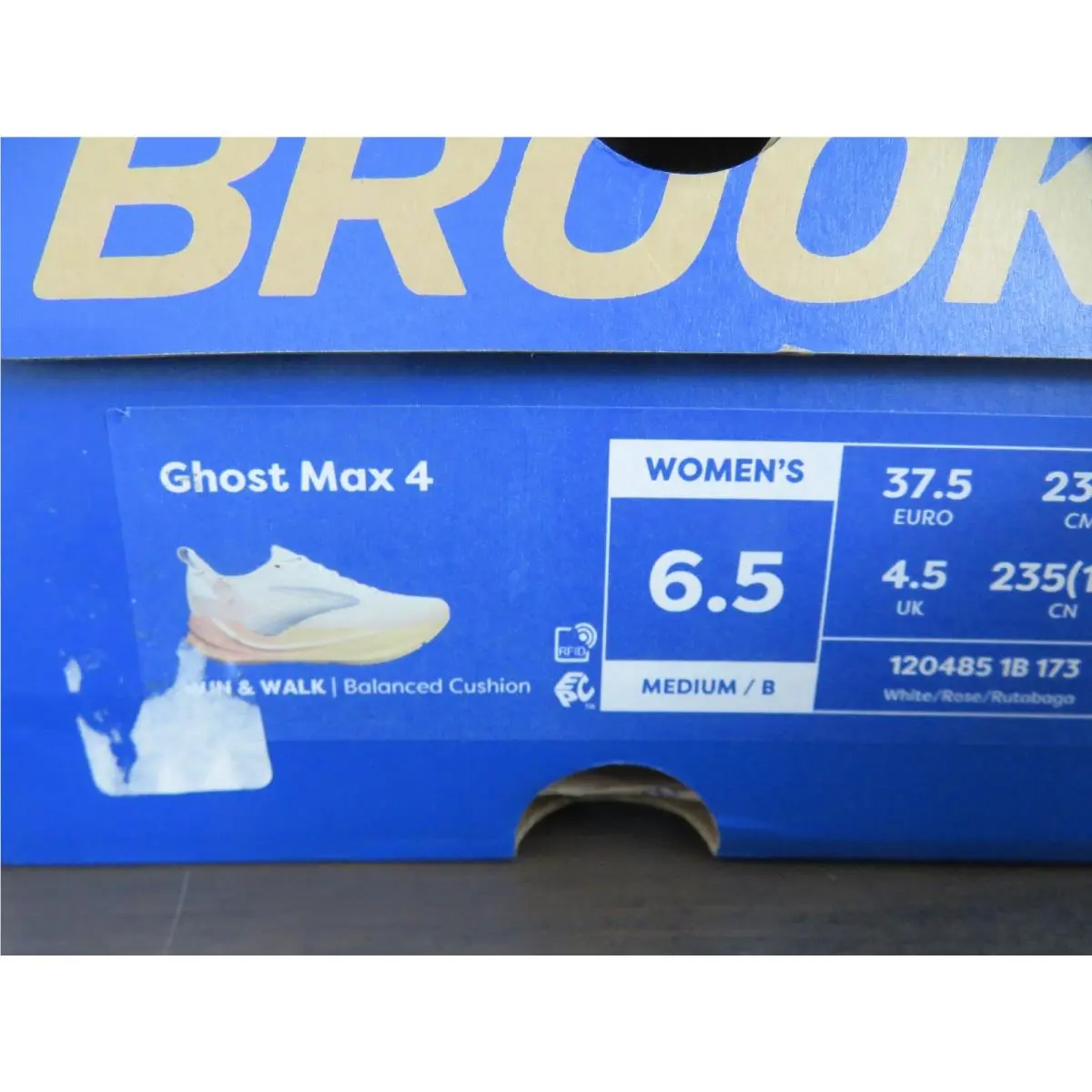 Brooks shoes - Brooks Ghost Max 4 - Ghost Max - 1204851B173 - White 7