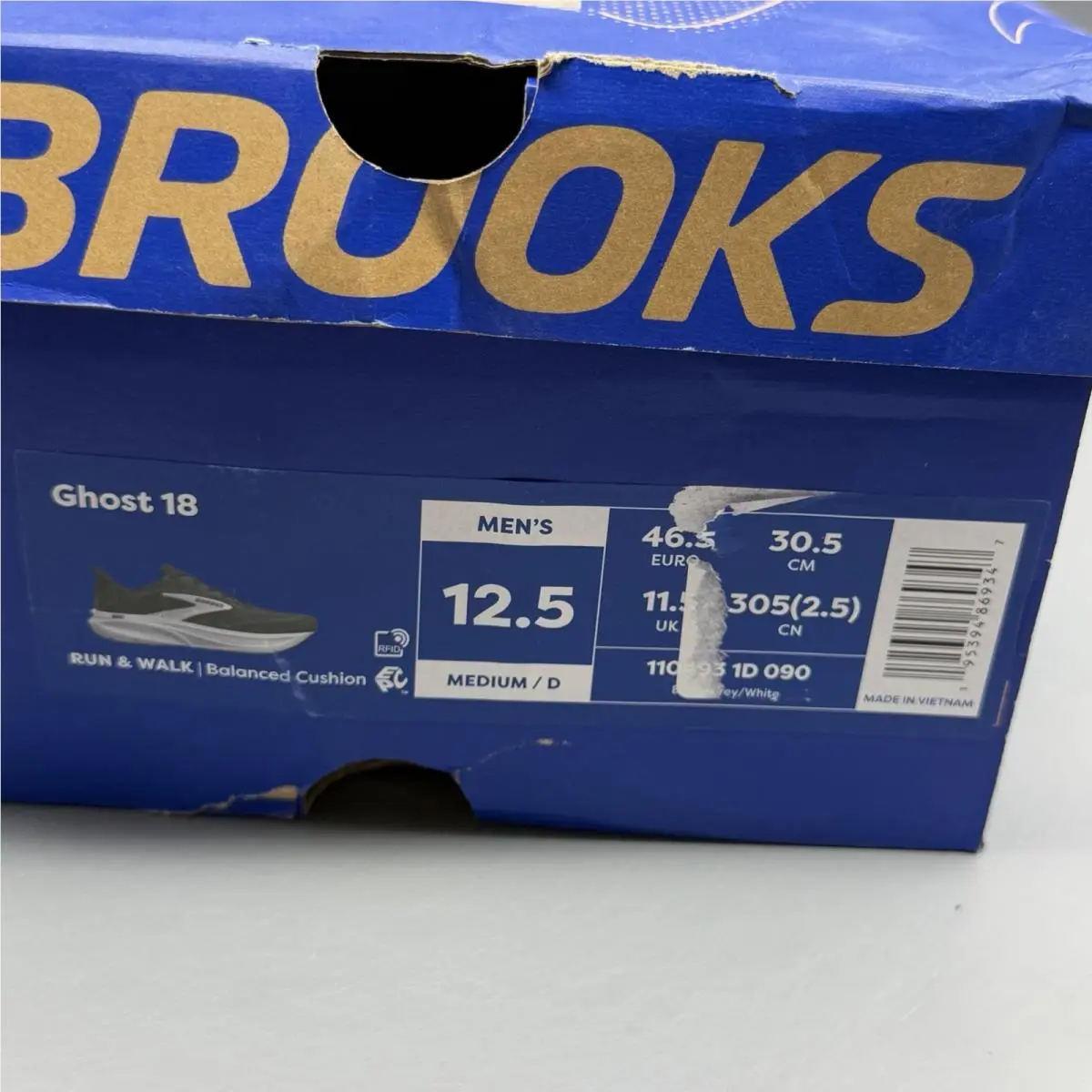 Brooks shoes - Brooks Ghost 18 - Ghost - 1104931D090 - Black (UPC: 0195394869347) 12