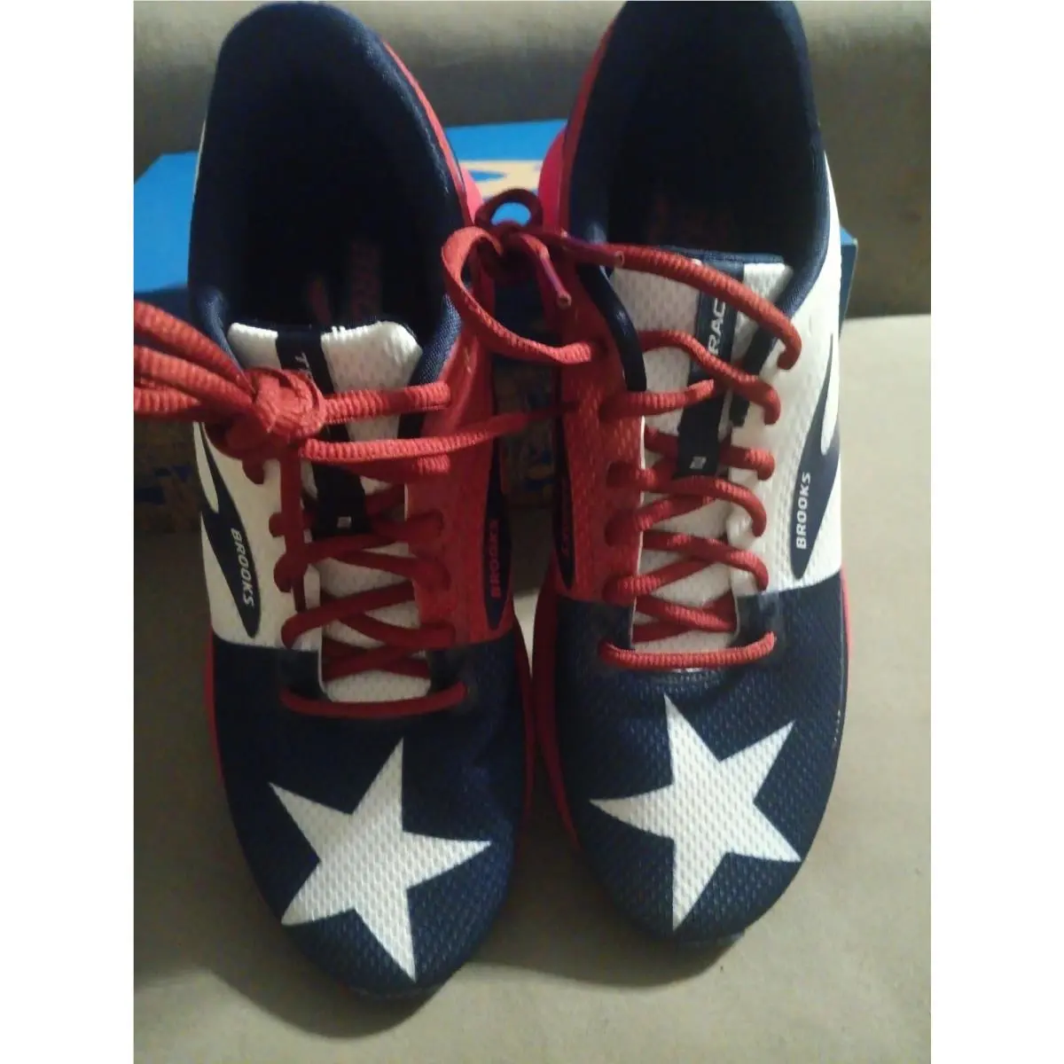 Brooks shoes - trace 2 - trace - Red, White, Blue 0