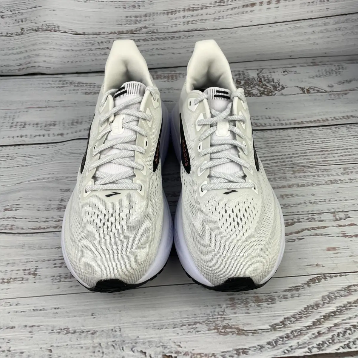 Brooks shoes - Brooks Ghost - Ghost - White (UPC: 195394872668) 1