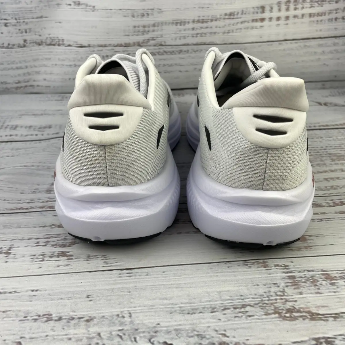 Brooks shoes - Brooks Ghost - Ghost - White (UPC: 195394872668) 3