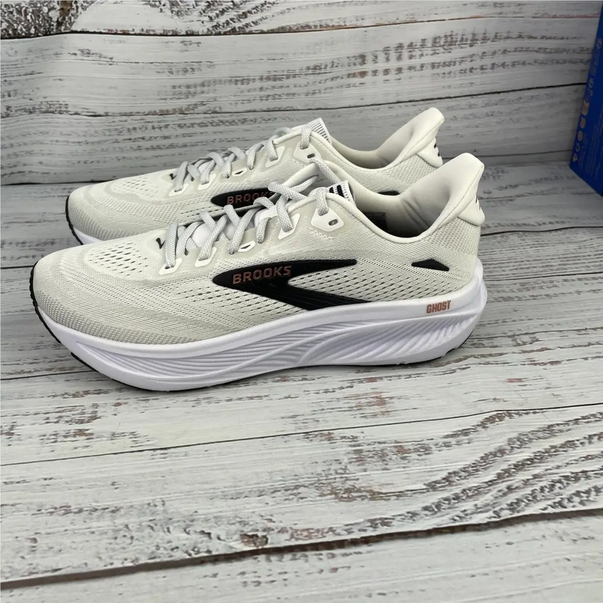 Brooks shoes - Brooks Ghost - Ghost - White (UPC: 195394872668) 4