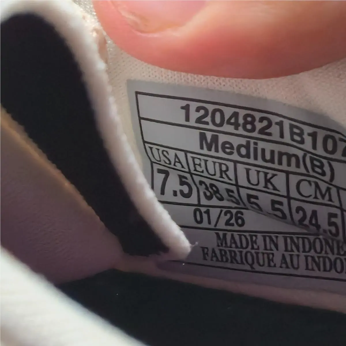 Brooks shoes - Brooks Ghost - Ghost - 120482-1B-107 - White 3