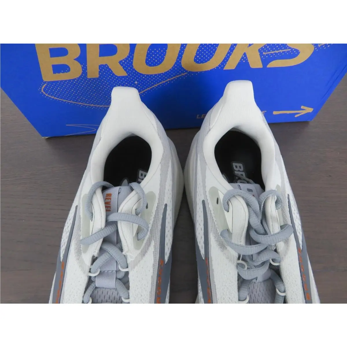 Brooks shoes - Brooks Revel 9 - Revel - Gray 1