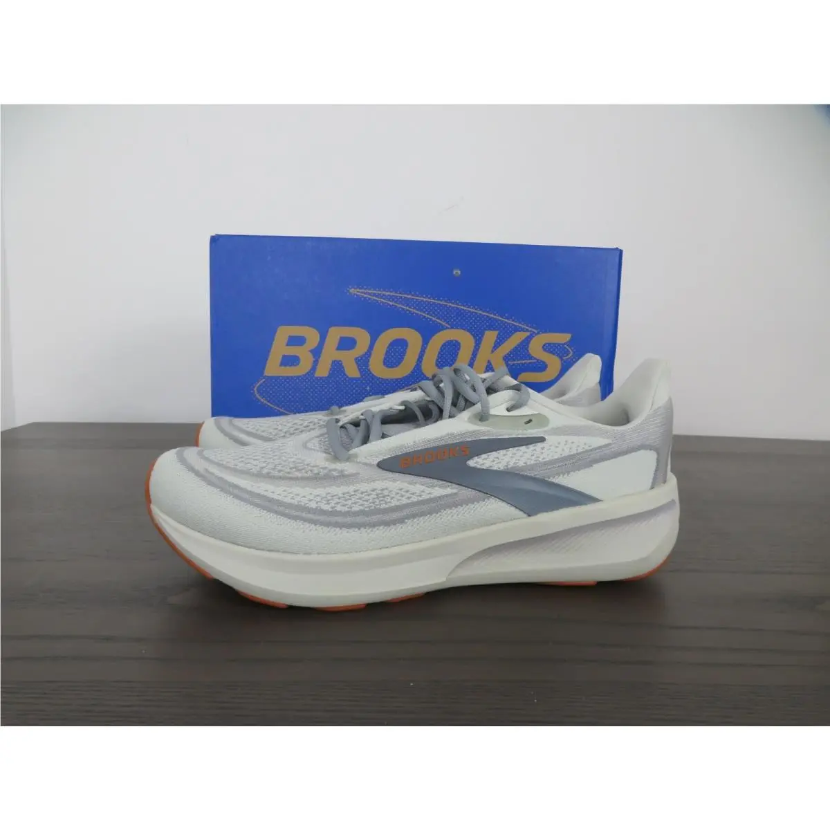 Brooks shoes - Brooks Revel 9 - Revel - Gray 2