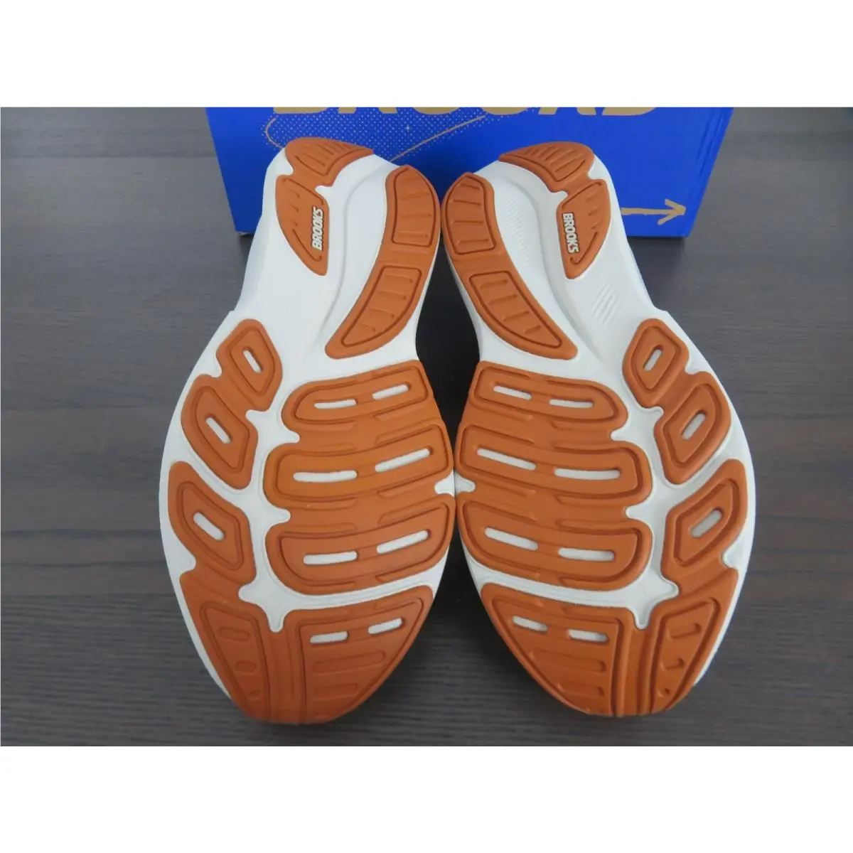 Brooks shoes - Brooks Revel 9 - Revel - Gray 4