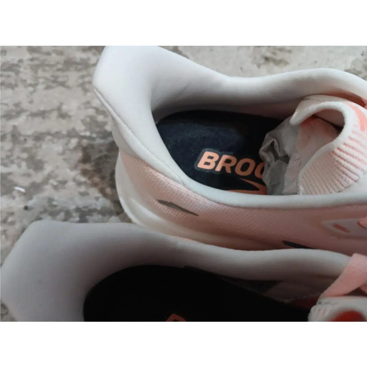 Brooks shoes - Brooks Ghost 18 - Ghost - 120482 1D 161 - White 10