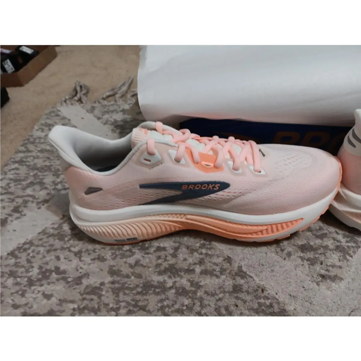 Brooks shoes - Brooks Ghost 18 - Ghost - 120482 1D 161 - White 2