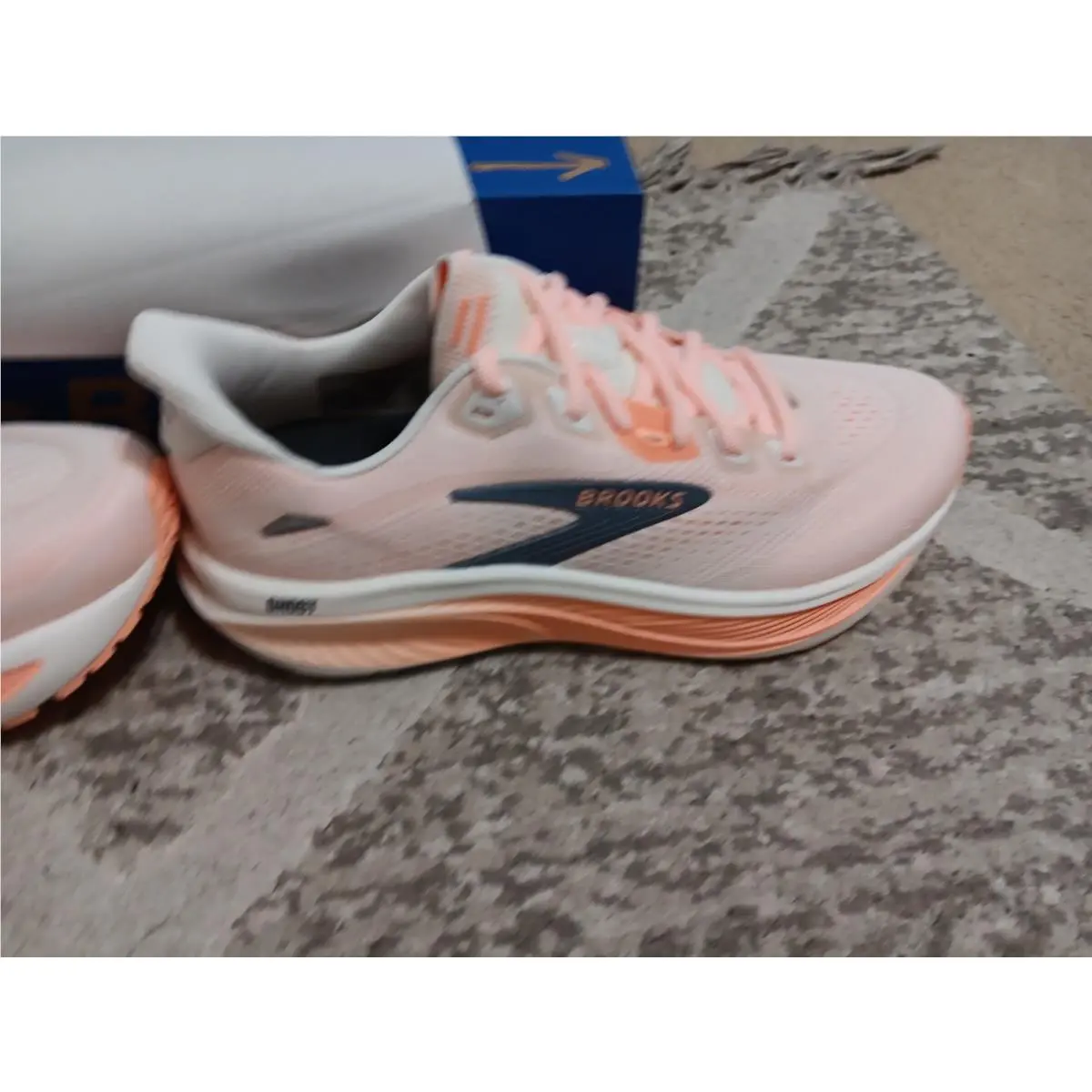 Brooks shoes - Brooks Ghost 18 - Ghost - 120482 1D 161 - White 3