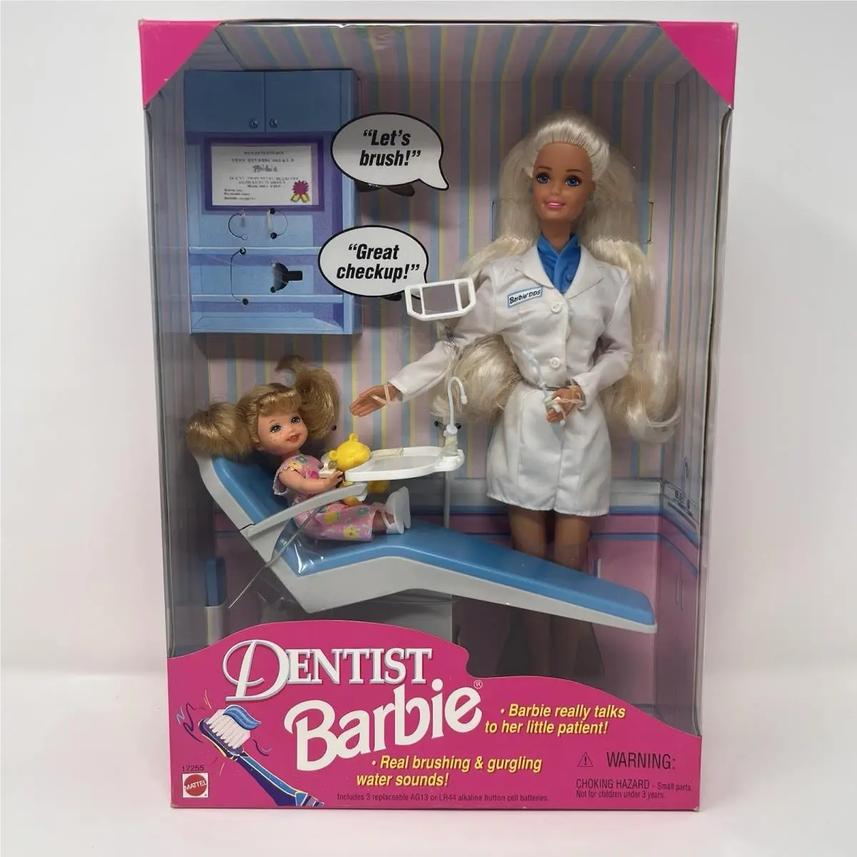1997 Mattel Dentist Barbie 17255 Talking Doll Patient Dental Chair Nrfb
