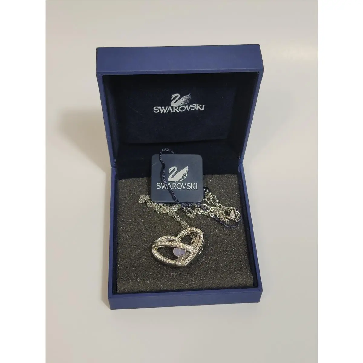 Swarovski “twist Heart Pendant” Necklace – Model 933555