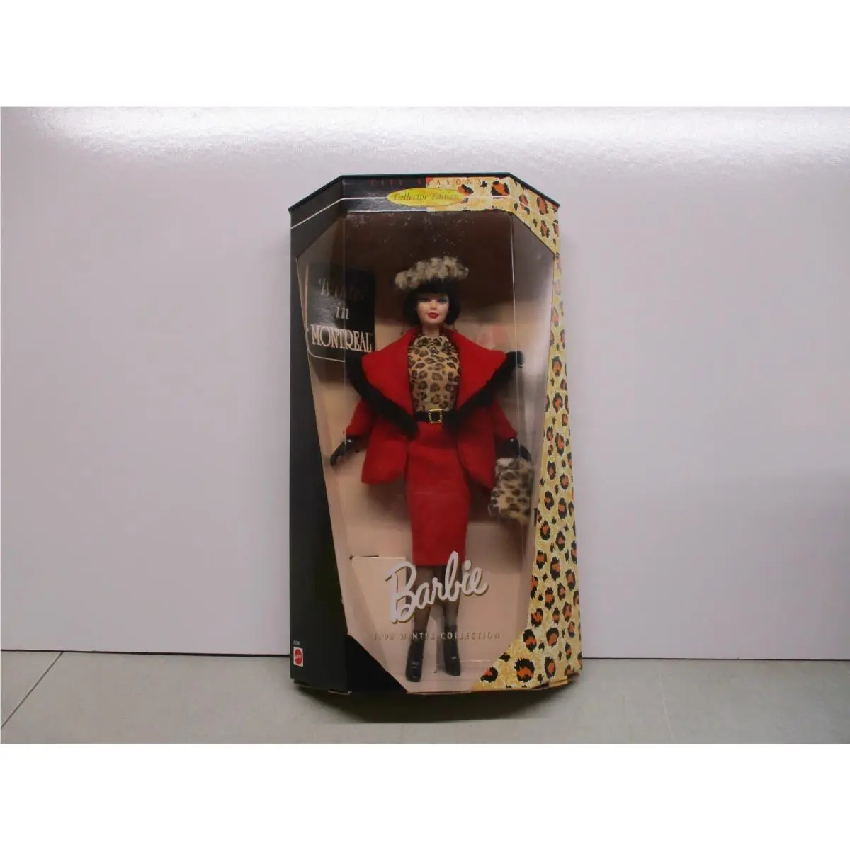 1999 Barbie City Seasons Winter Collection