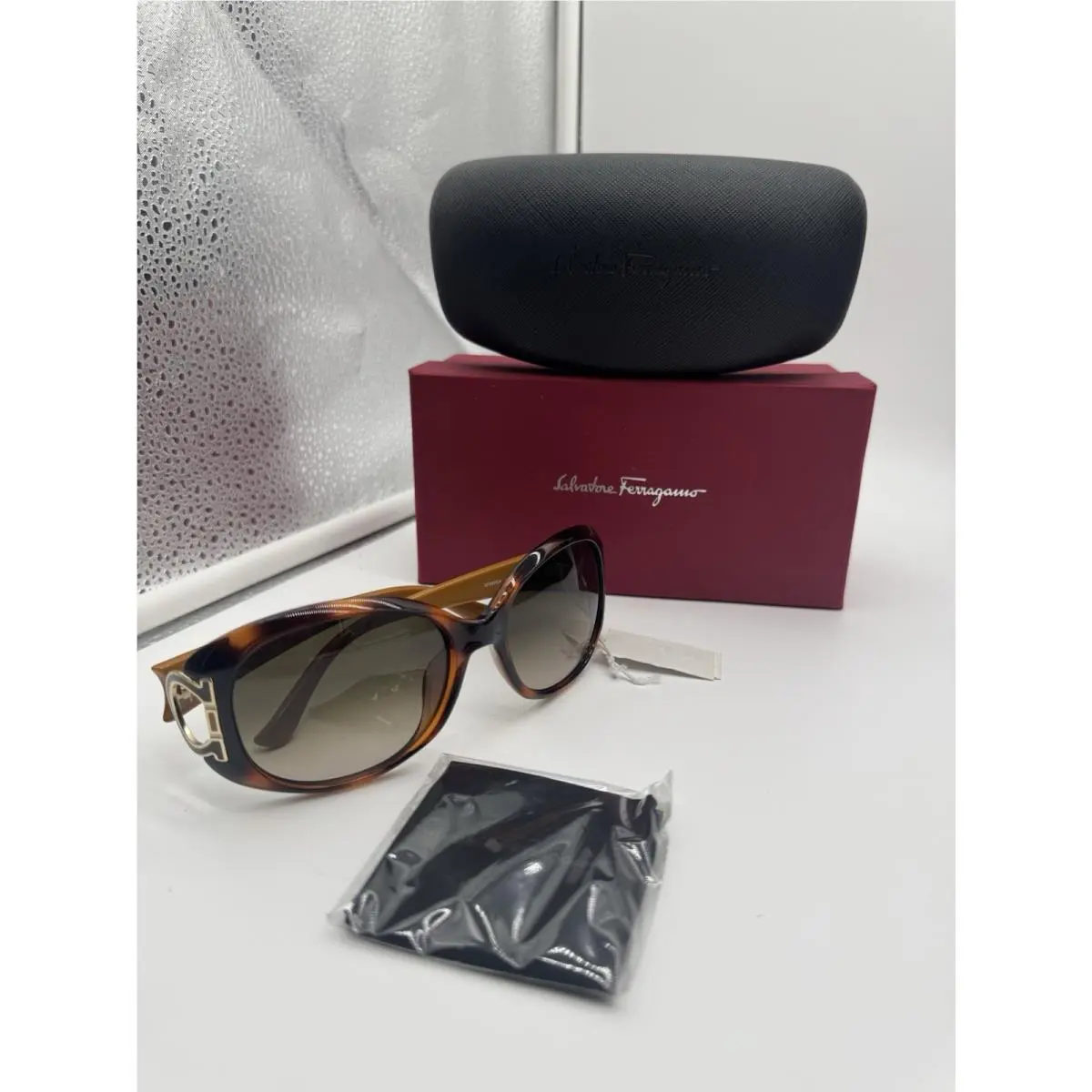 Women`s Sunglasses Brown Gradient Lens Tortoise SF669 238 by Salvatore Ferragamo