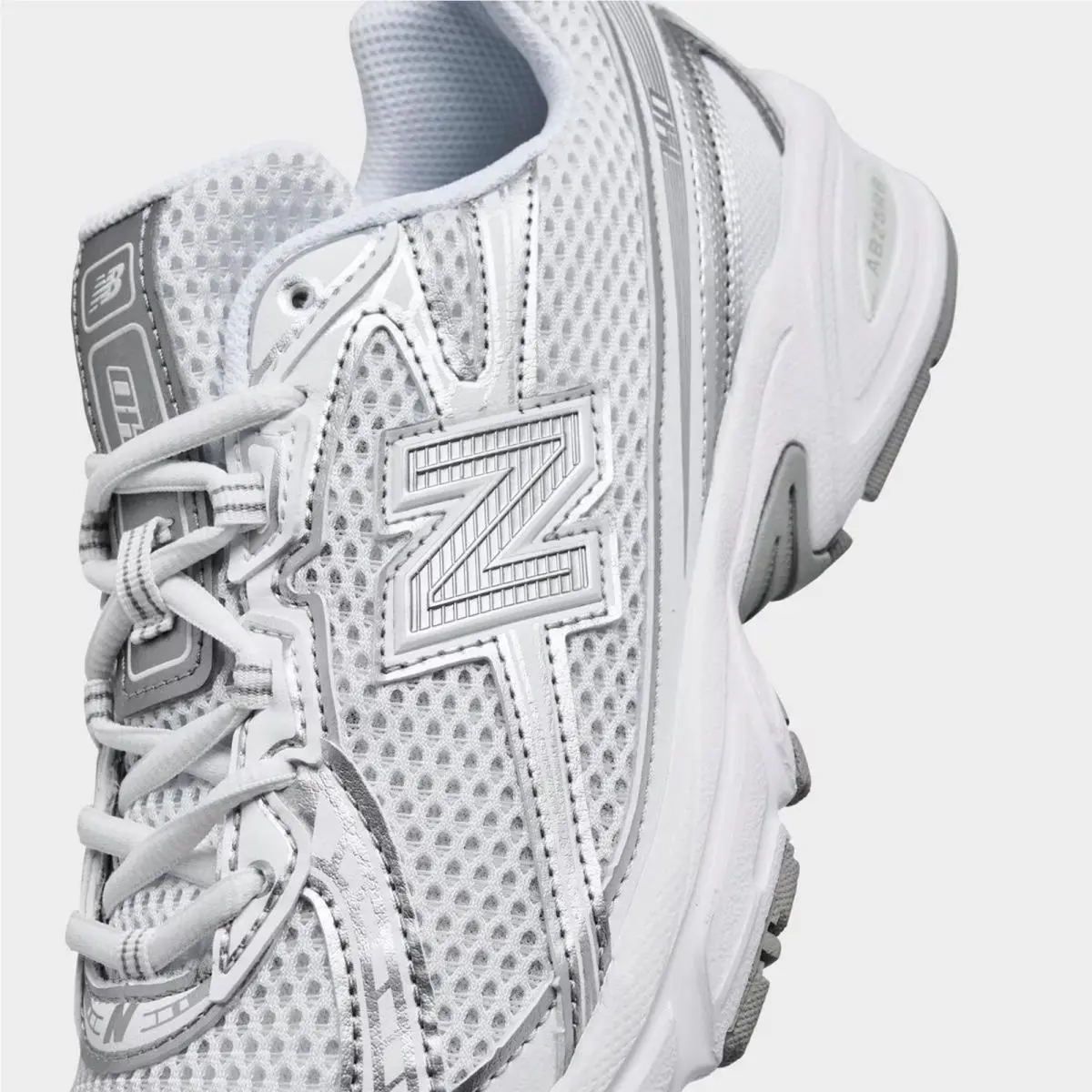 New Balance shoes - GR740WM 100 - White/Silver Metallic 0