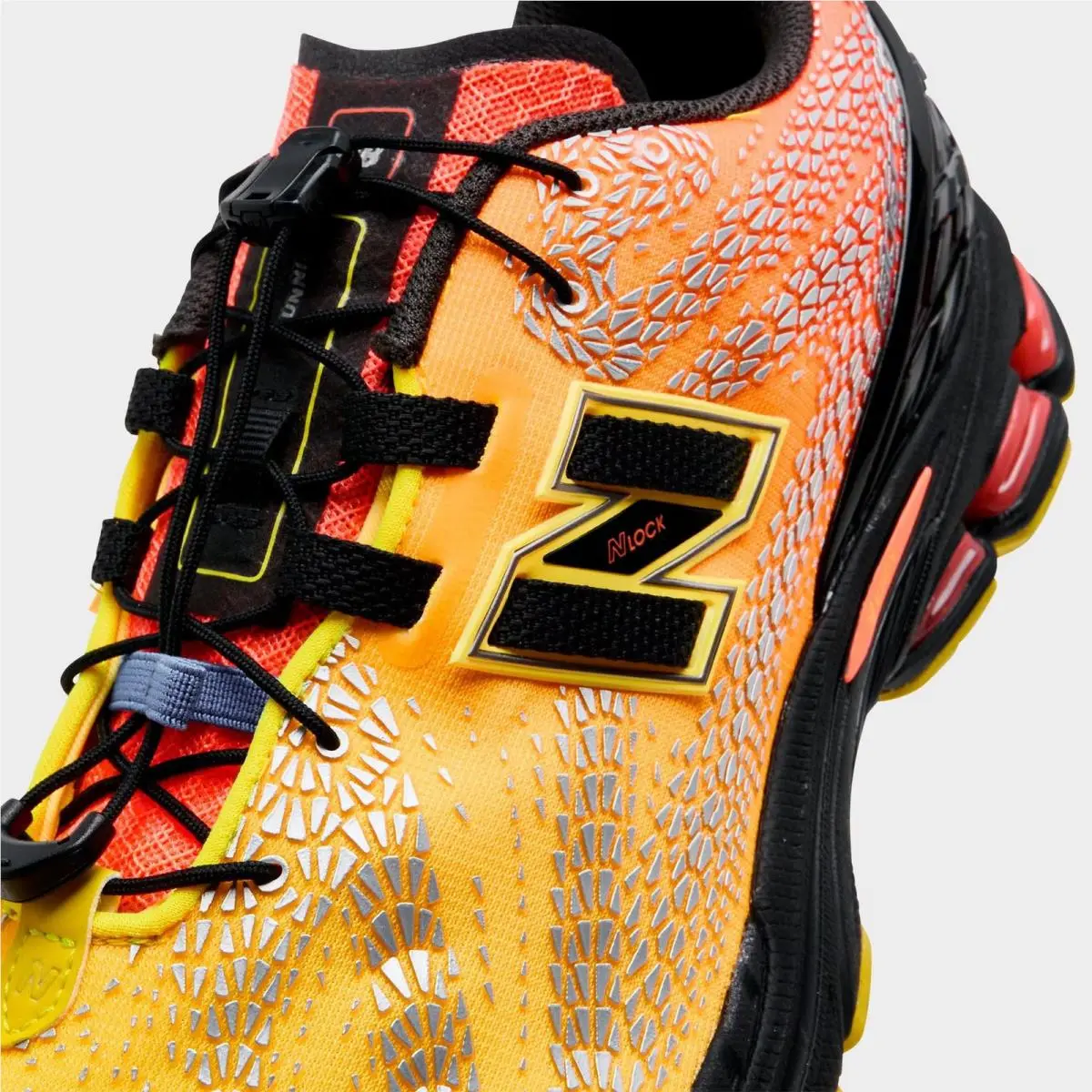 New Balance shoes - U19066QG 700 - Punch Yellow/Tangerine Heat/Black 0