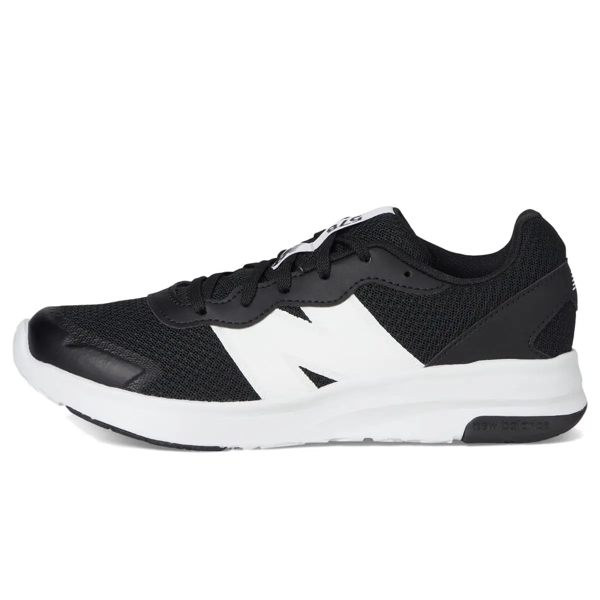 New Balance shoes - Black/White 9