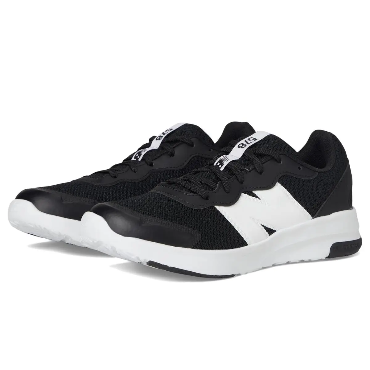 New Balance shoes - Black/White 6