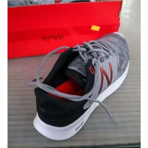 New Balance shoes - New Balance M068LG - M068LG - Red 2