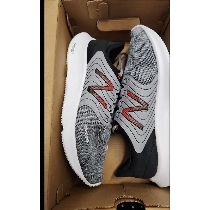 New Balance shoes - New Balance M068LG - M068LG - Red 3