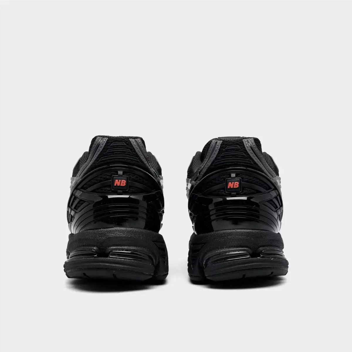 New Balance shoes - U19069L0 000 - Black/Hot Tomato 2