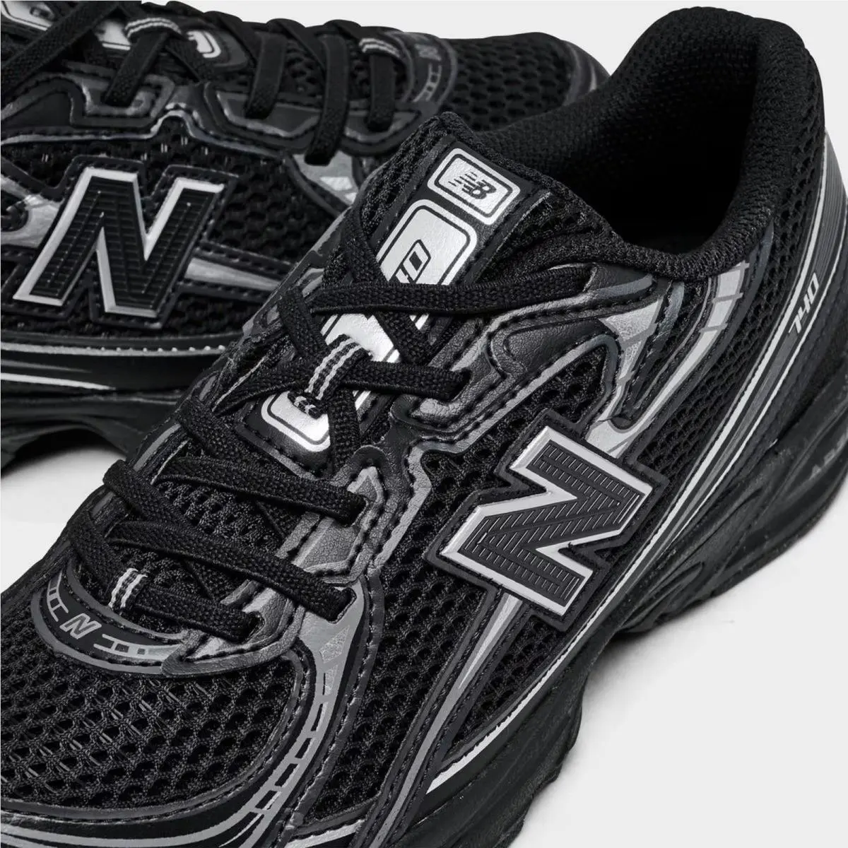 New Balance shoes - PZ740BM 001 - Black/Silver Metallic 4