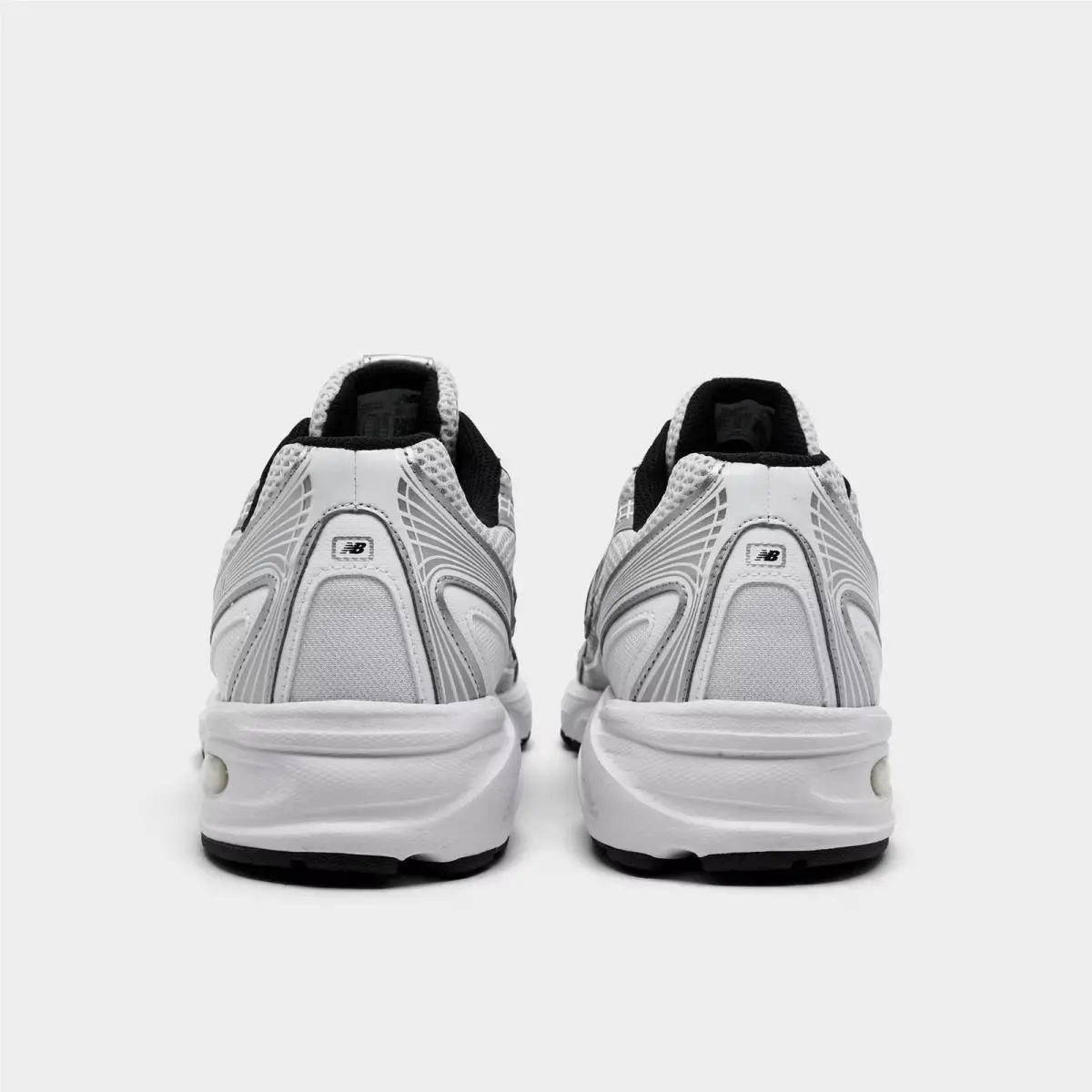 New Balance shoes - U740NW2 100 - White/Silver Metallic 6