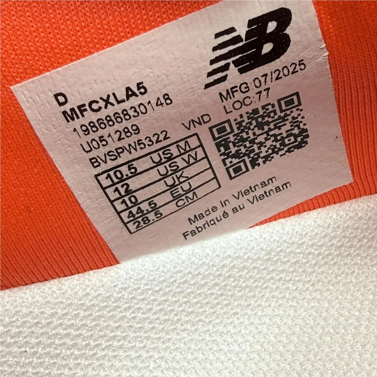New Balance shoes - FuelCell Rebel v5 Urgent Red Black - MFCXLA5 - Red 3