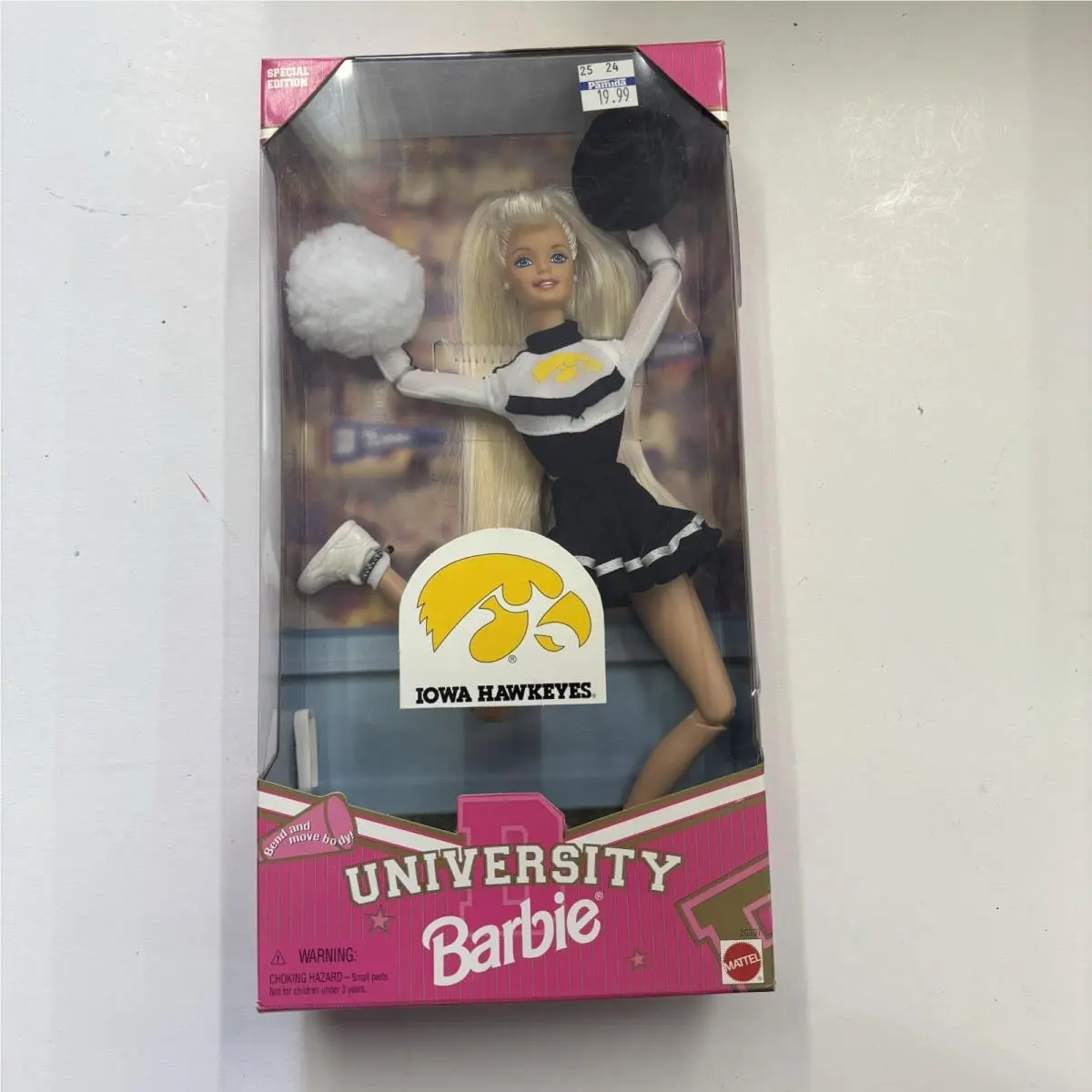 University Barbie Iowa Hawkeyes Special Edition 1996 Mattel 20367