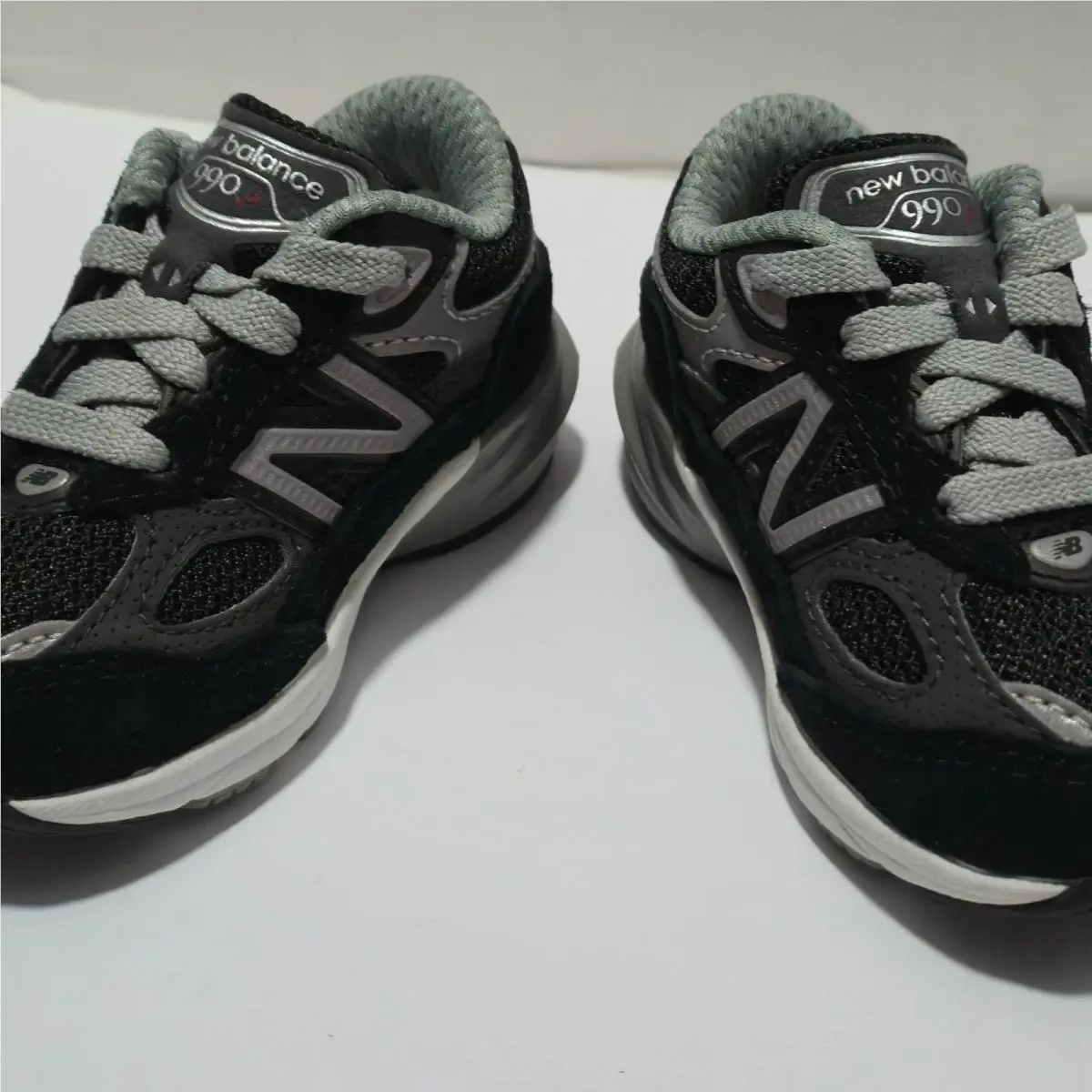 New Balance shoes - New Balance 990 - Black 1