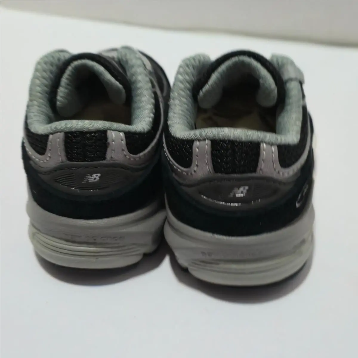 New Balance shoes - New Balance 990 - Black 3