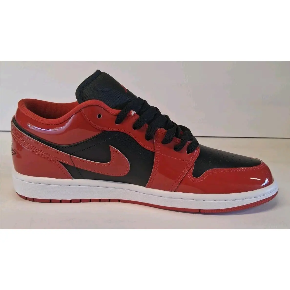 Nike shoes - Nike Air Jordan 1 - Air - HV4089-006 - Black/ Varsity Red /White 3