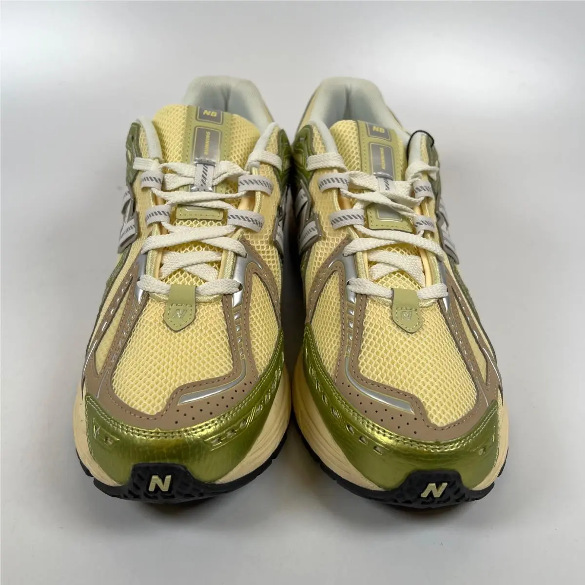 New Balance shoes - New Balance 1906R - Yellow 2