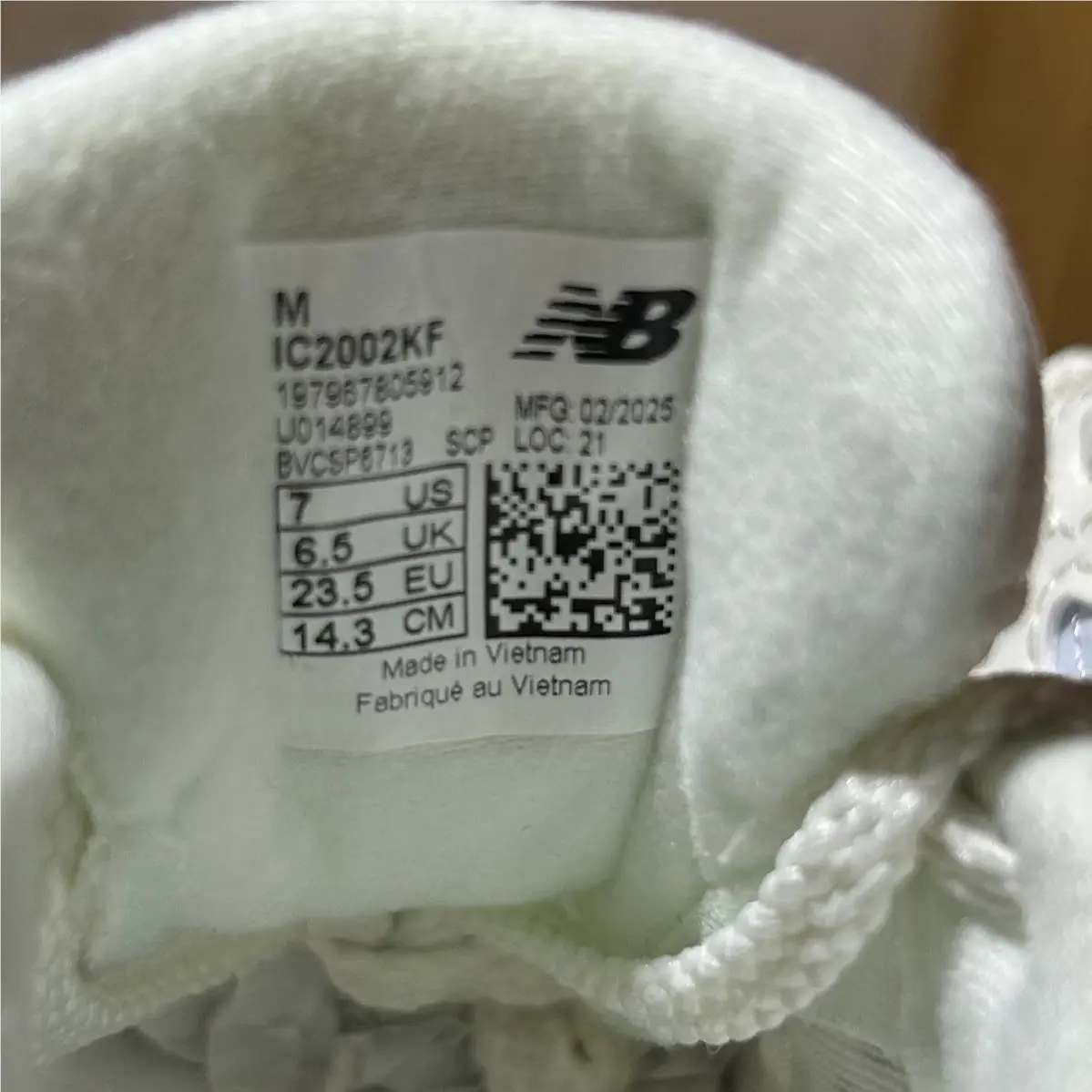 New Balance shoes - New Balance 2002R - Multicolor 4