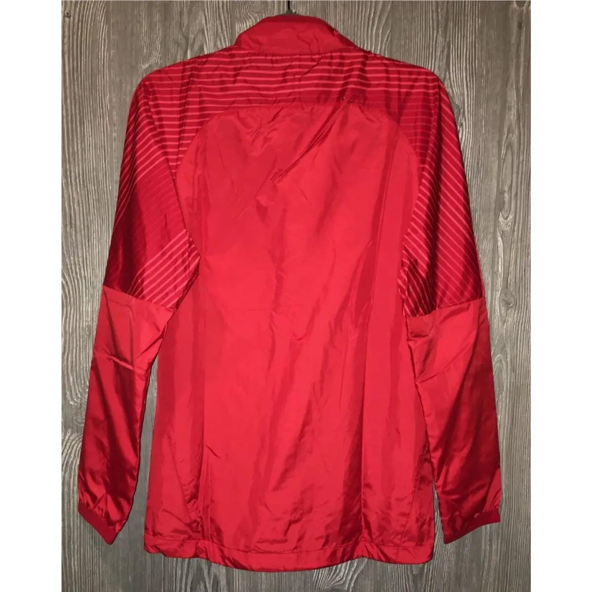 Nike clothing - NIKE Revolution Graphic Woven II Water Resistant F/Z Soccer J - 725911 - Red 5