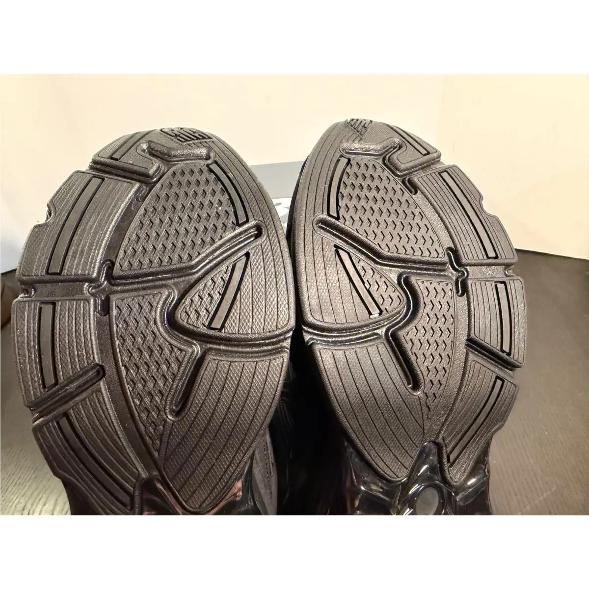 New Balance shoes - Black 12