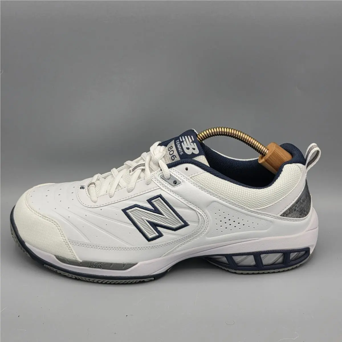 New Balance shoes - New Balance 806 - White 9
